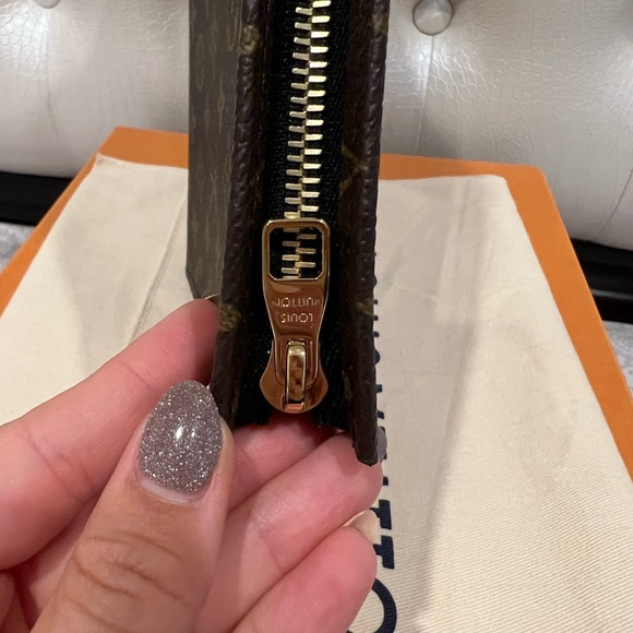 NEW LOUIS VUITTON TOILETRY POUCH 26 POCHE TOILETTE NM M46037 - Picture 15 of 16